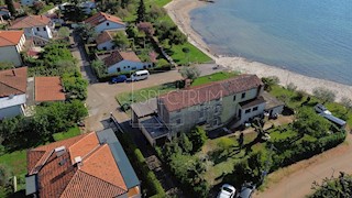 Haus - Verkauf - ISTARSKA - NOVIGRAD - NOVIGRAD