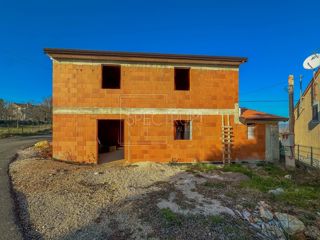 Haus - Verkauf - ISTARSKA - KAROJBA - KAROJBA