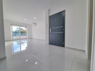 Flat - Sale - PRIMORSKO-GORANSKA - CRIKVENICA - CRIKVENICA