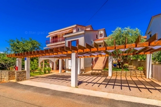 House - Sale - PRIMORSKO-GORANSKA - KRK - KRK