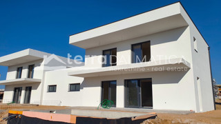 Kuća - Prodaja - ŠIBENSKO-KNINSKA - VODICE - VODICE