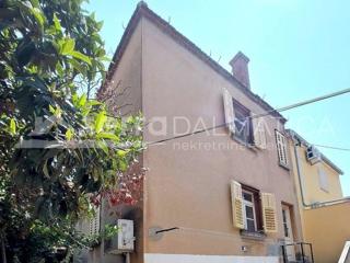 Haus - Verkauf - ŠIBENSKO-KNINSKA - ŠIBENIK - ŠIBENIK