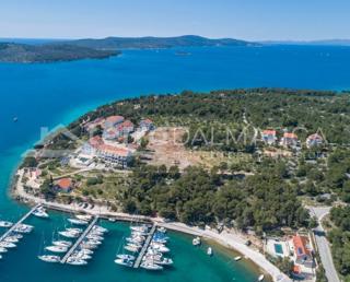 Land - Sale - SPLITSKO-DALMATINSKA - BRAČ - MILNA