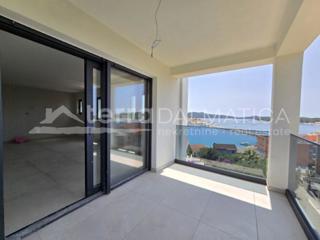 Flat - Sale - ŠIBENSKO-KNINSKA - ROGOZNICA - ROGOZNICA