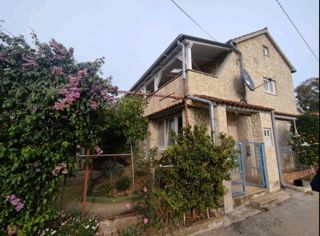 Haus - Verkauf - ISTARSKA - LIŽNJAN - JADREŠKI