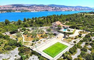 Haus - Verkauf - ŠIBENSKO-KNINSKA - ŠIBENIK - ŠIBENIK