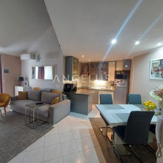 Wohnung - Verkauf - SPLITSKO-DALMATINSKA - KAŠTELA - KAŠTEL NOVI