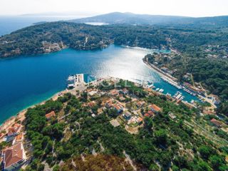 Land - Sale - SPLITSKO-DALMATINSKA - ŠOLTA - ROGAČ