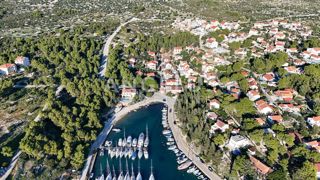 Zemljište - Prodaja - SPLITSKO-DALMATINSKA - BRAČ - MILNA