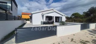 Haus - Verkauf - ZADARSKA - VIR - VIR