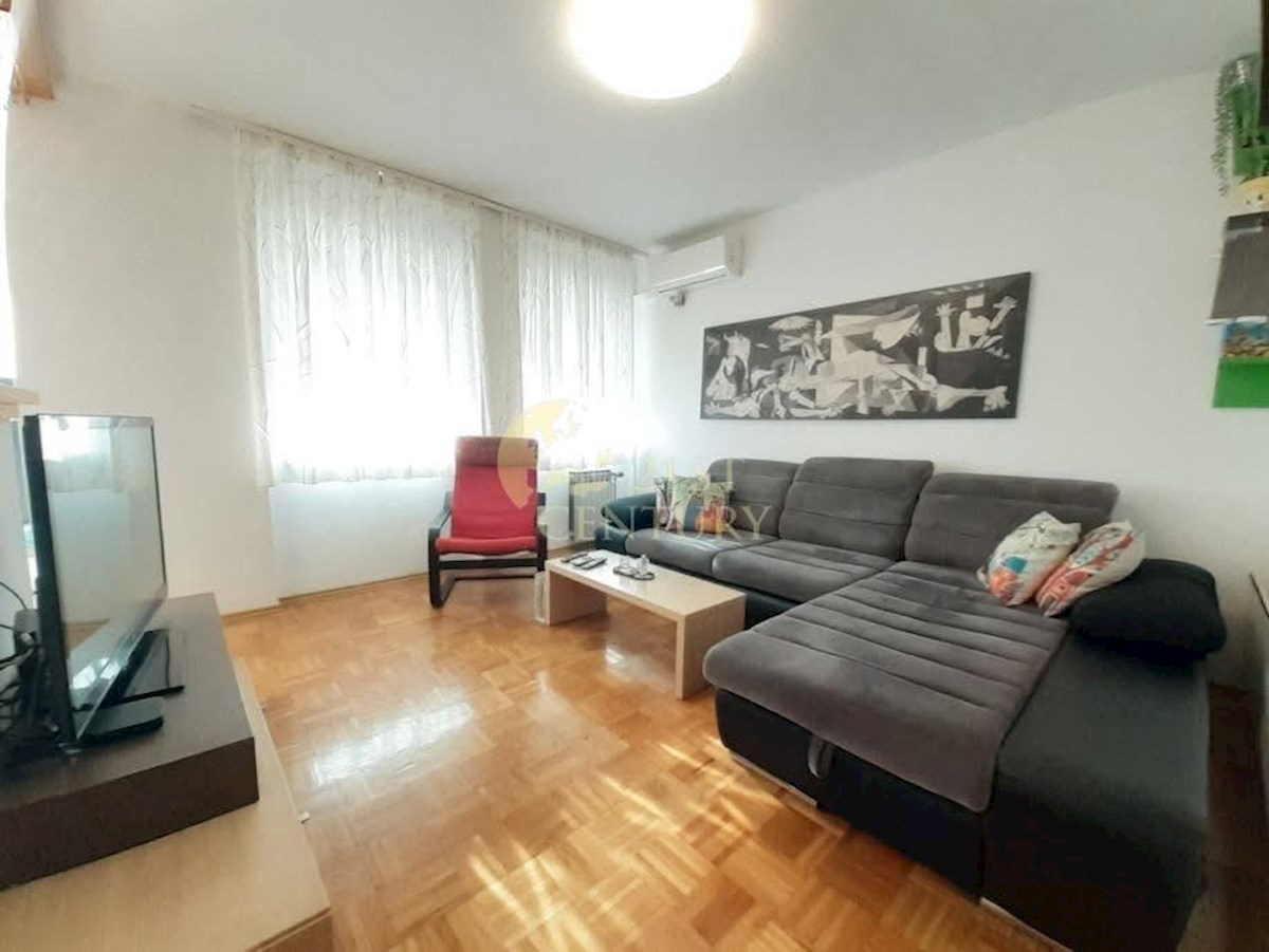 Appartamento SPLIT, 800 €