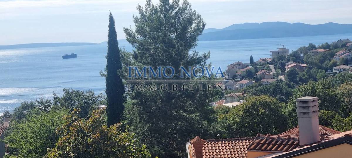 Appartamento MATULJI, 650 €
