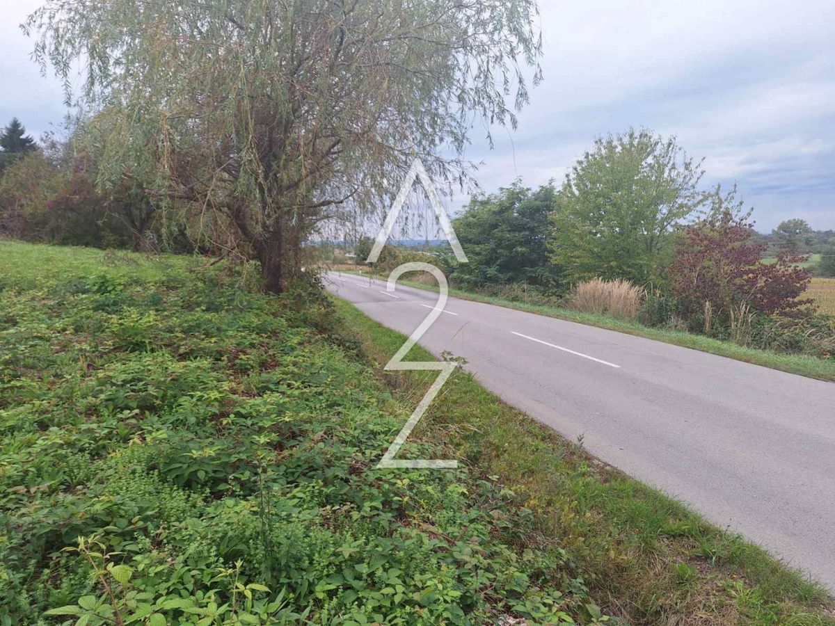 Участок BERETINEC, 18.500 €