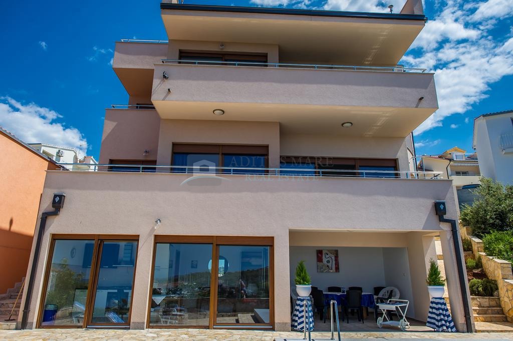 Дом ROGOZNICA, 1.300.000 €