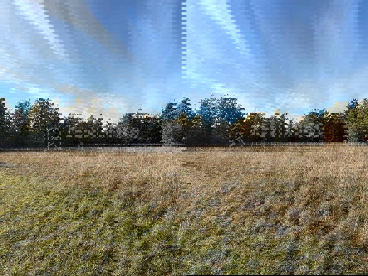 Terreno KANFANAR, 32.000 €