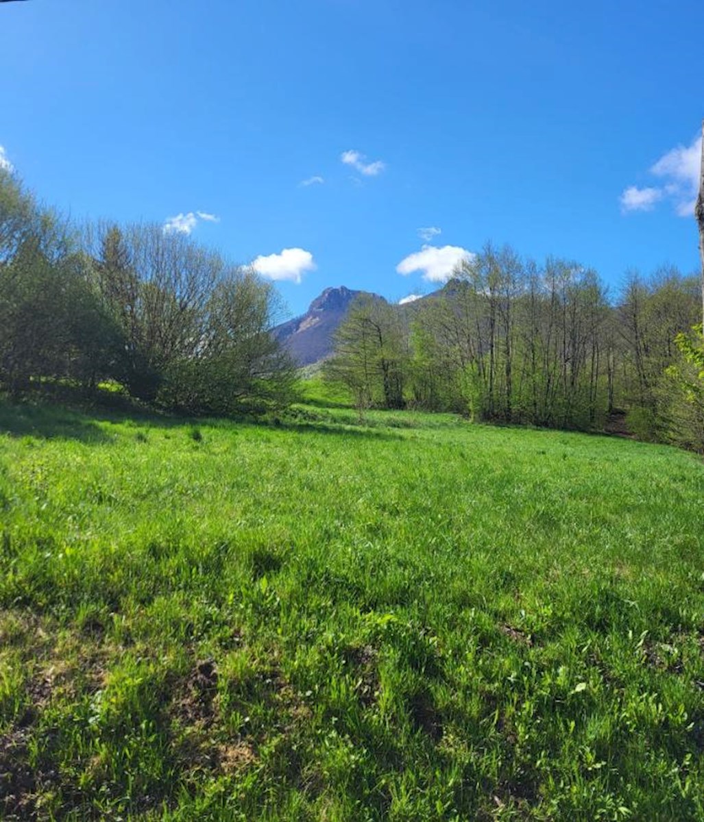 Terreno OGULIN, 12.500 €