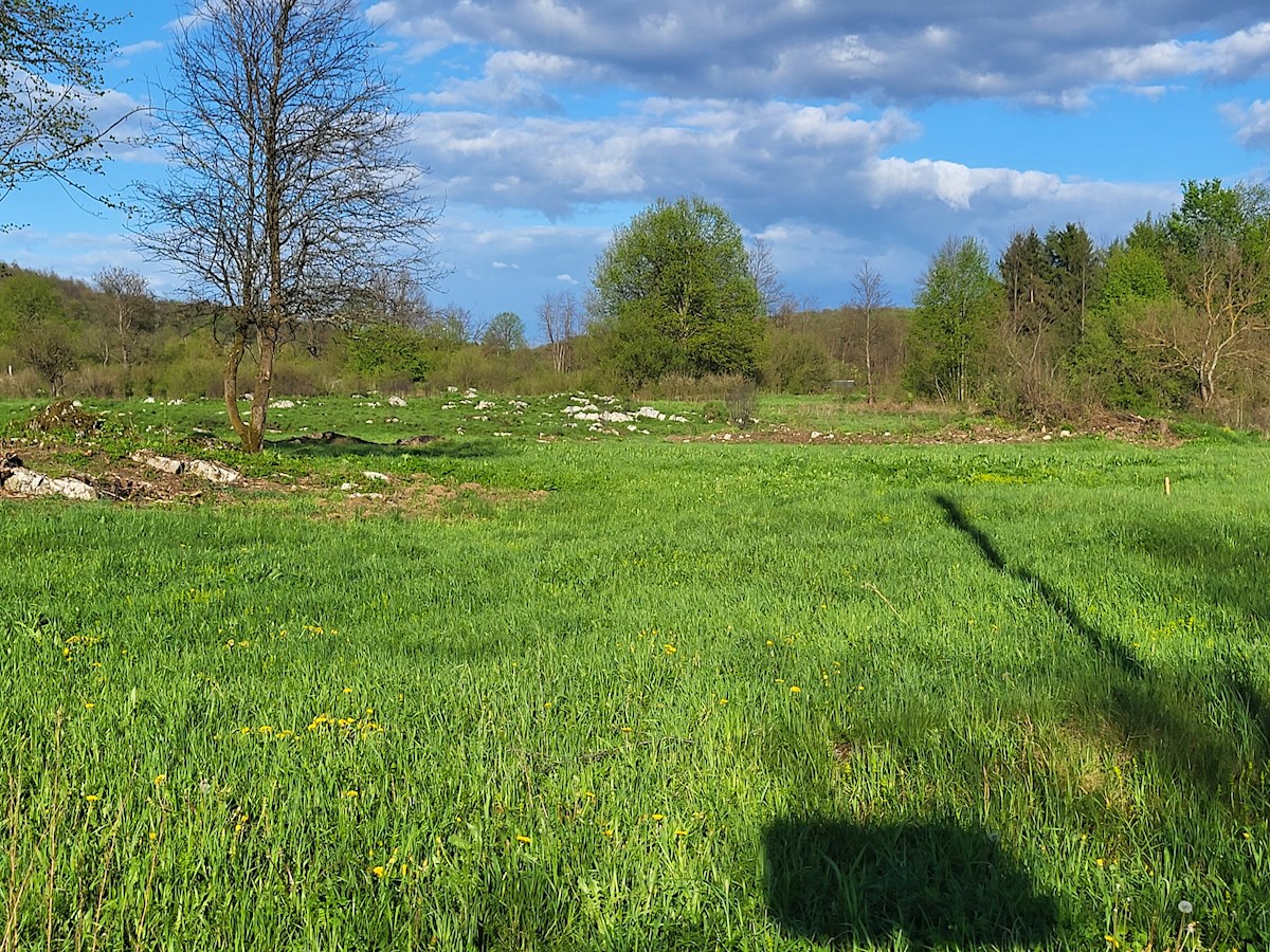 Terreno OGULIN, 12.000 €
