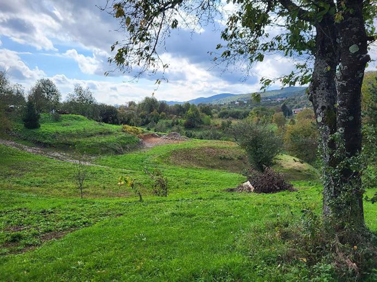 Terreno OGULIN, 48.000 €