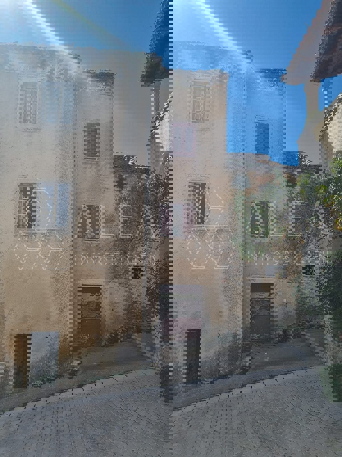 PIĆAN