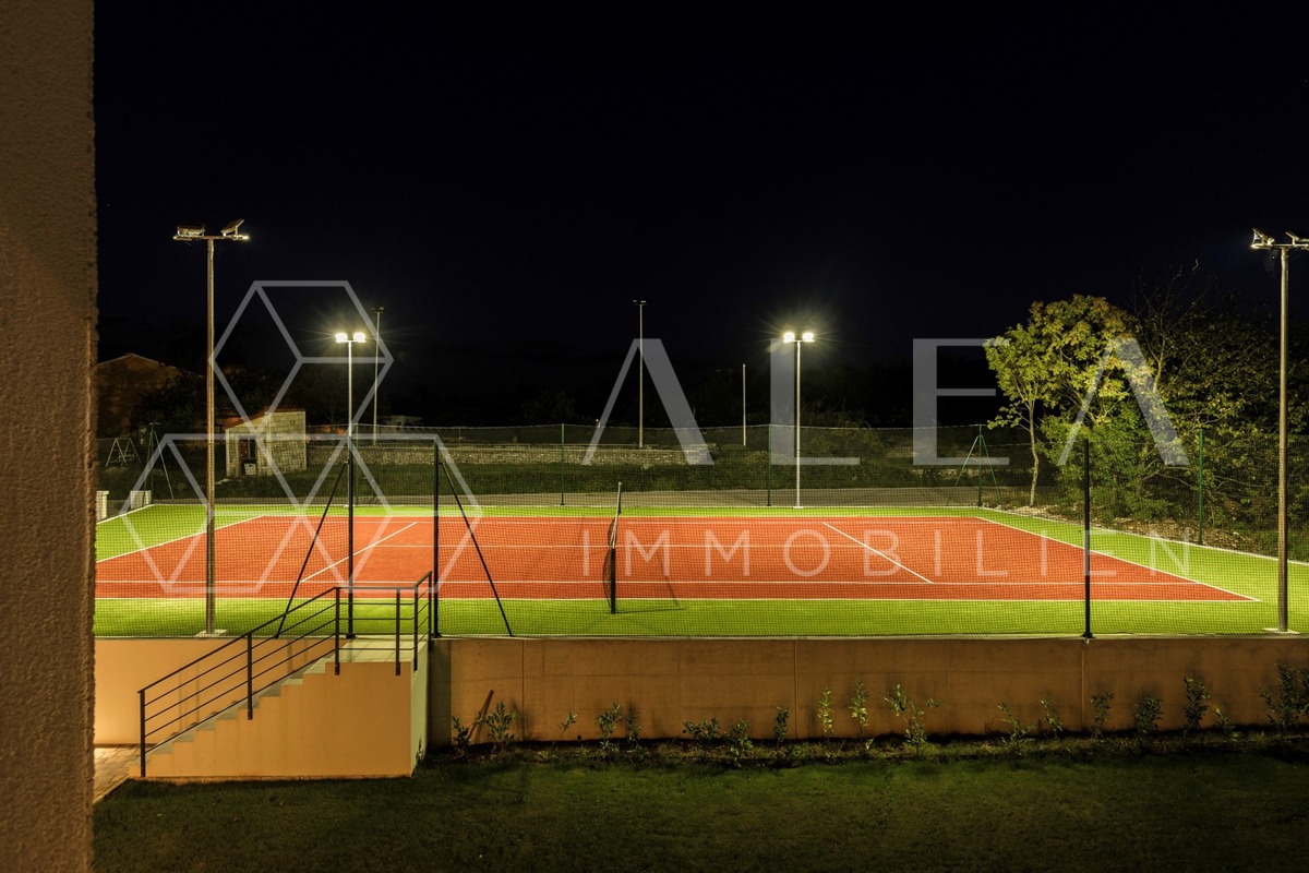 Дом LABIN, 980.000 €