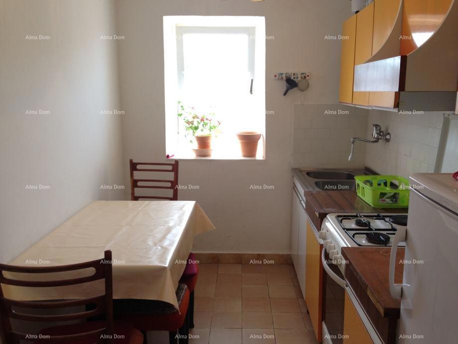 Poreč, Prodaje se stan s 3 spavaće sobe