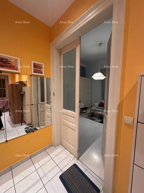 Pula – stan s 3 apartmanske jedinice! Centar. Zadarska ulica.
