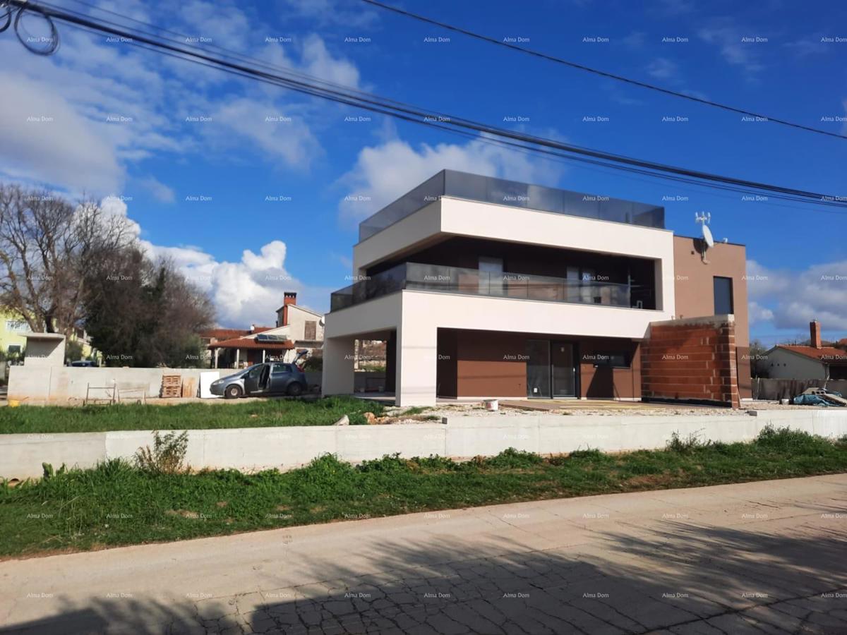 Дом VODNJAN, 2.650 €