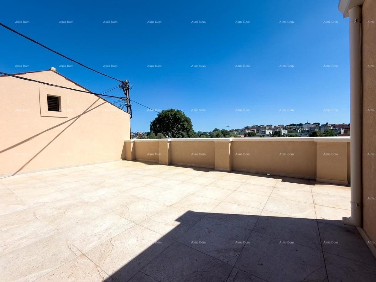 Apartment near Pula with a large terrace!