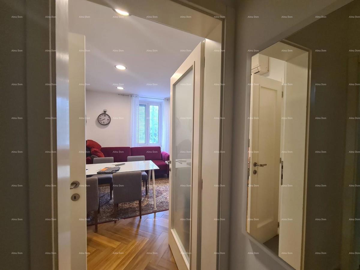 Sale Of Apartment With Two Apartments – Pula