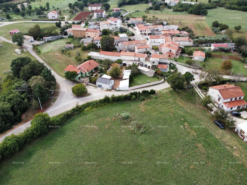 Участок MARČANA, 130.000 €