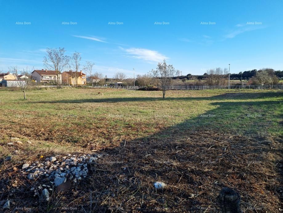 Участок FAŽANA, 285.000 €