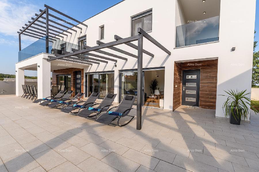 Дом PULA, 780.000 €