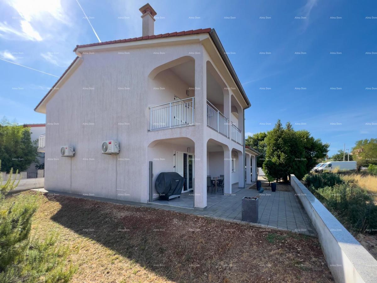 Дом PULA, 600.000 €