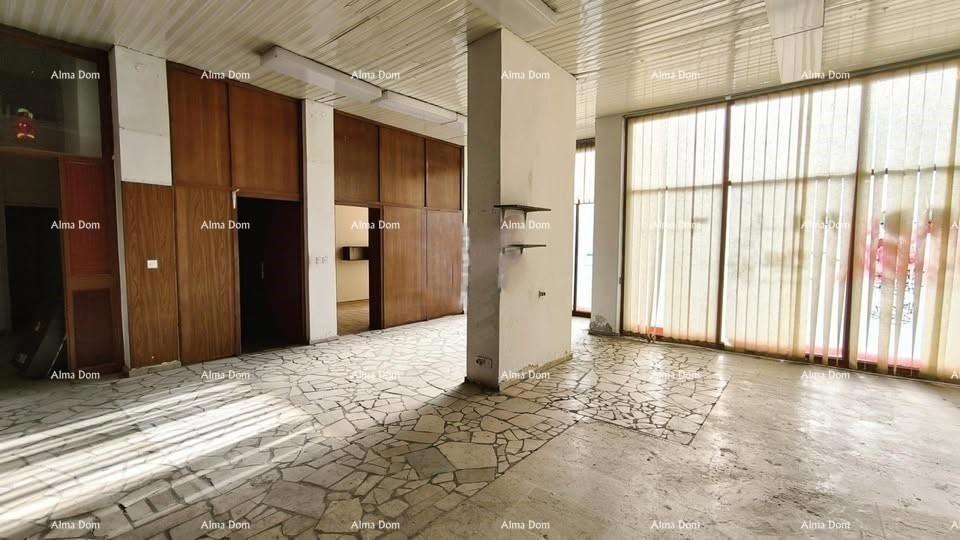 Locale commerciale PULA, 220.000 €