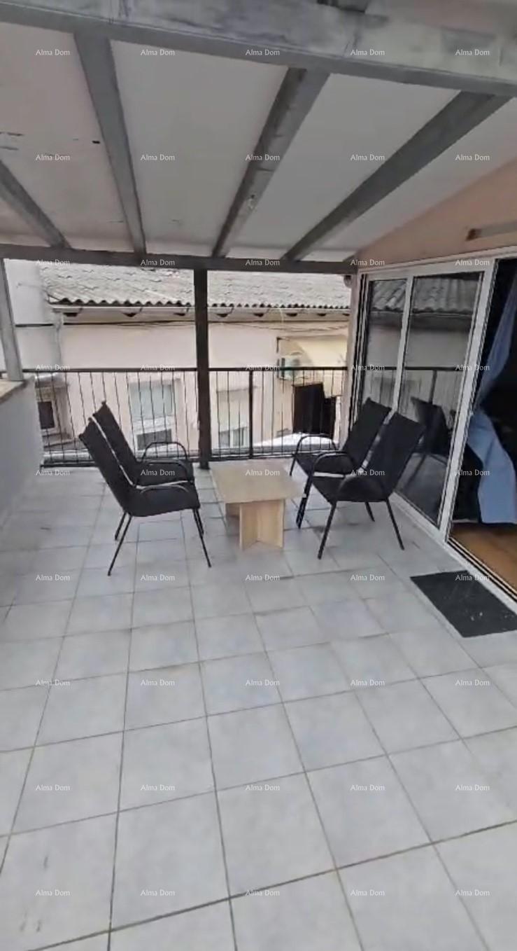 Prodaje se stan 83 m² – Pula, centar