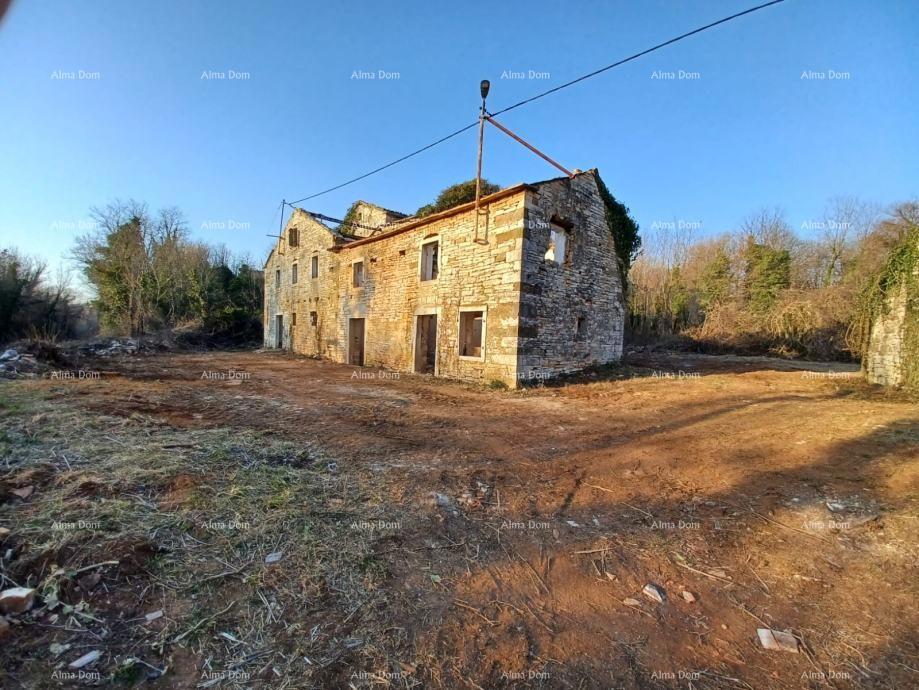 Участок GROŽNJAN, 75.000 €