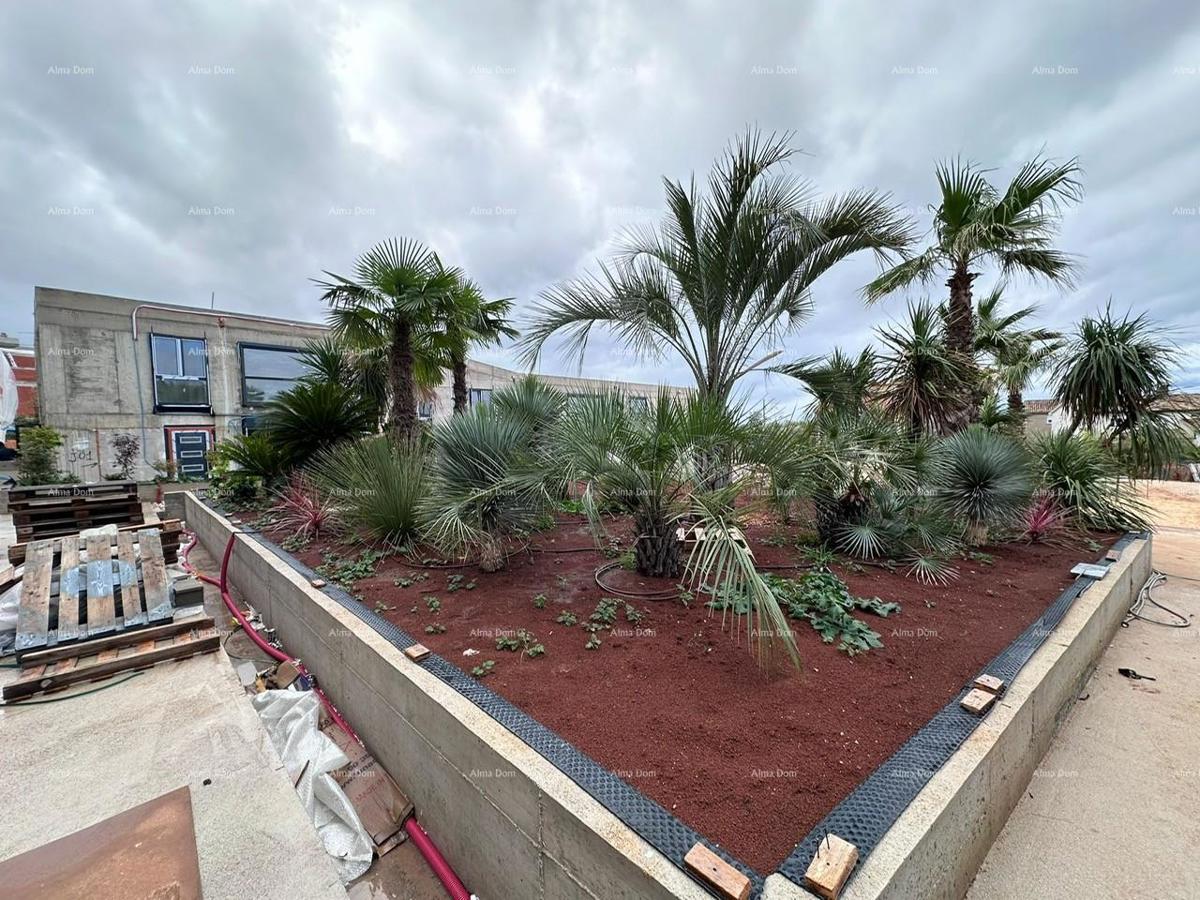 Коммерческая площадь POREČ, 271.725 €