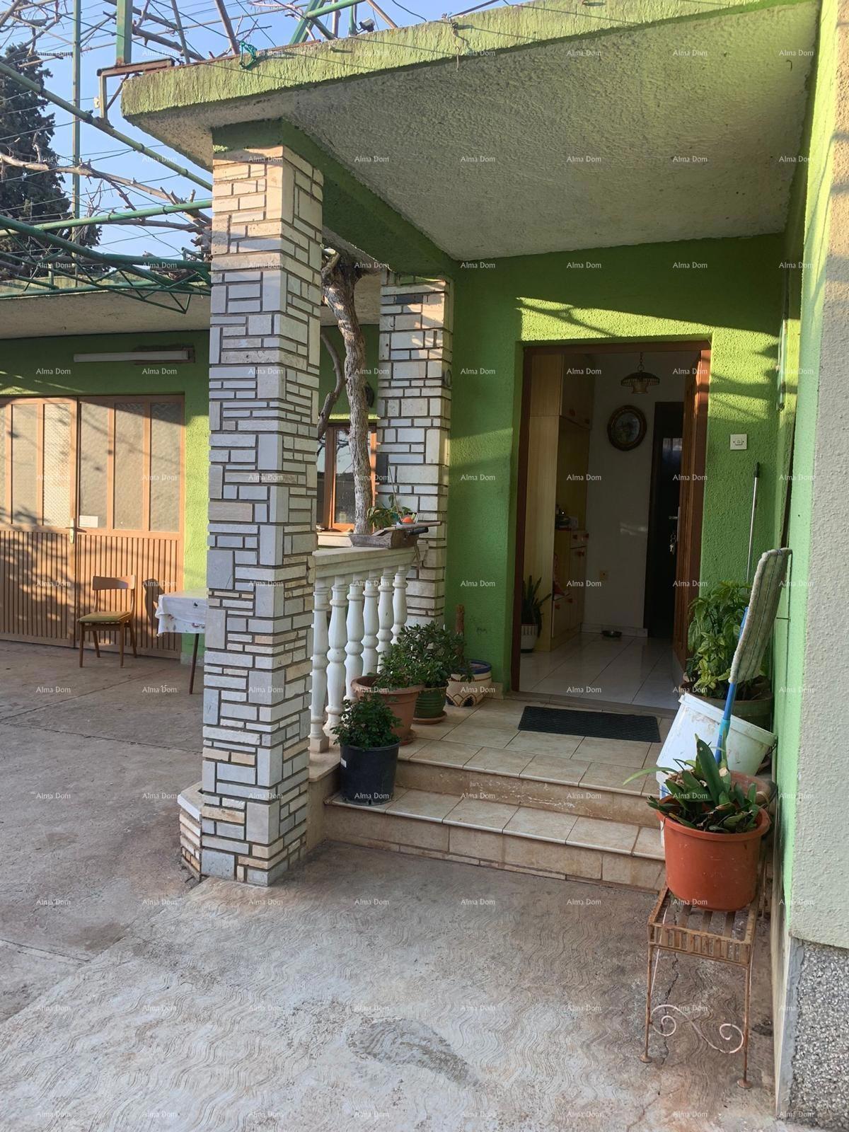 Дом FAŽANA, 490.000 €