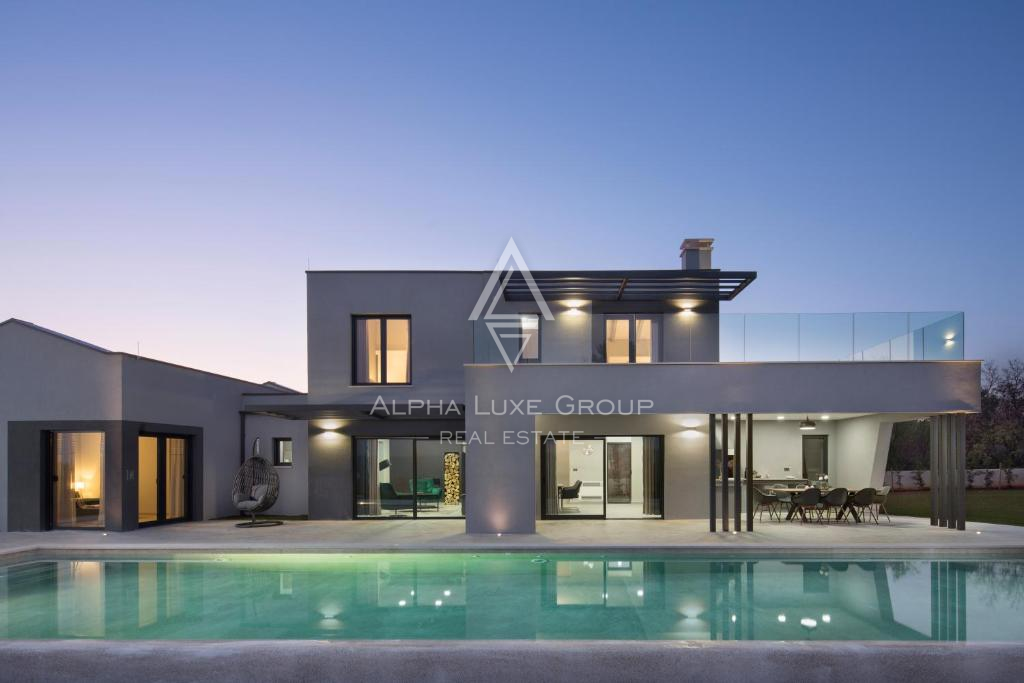 Дом VODNJAN, 920.000 €