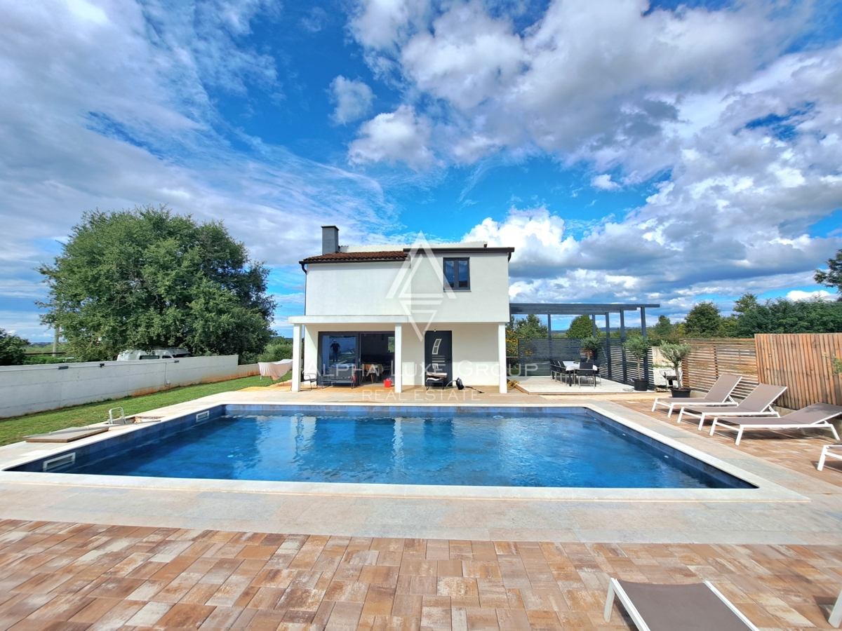 Дом POREČ, 650.000 €