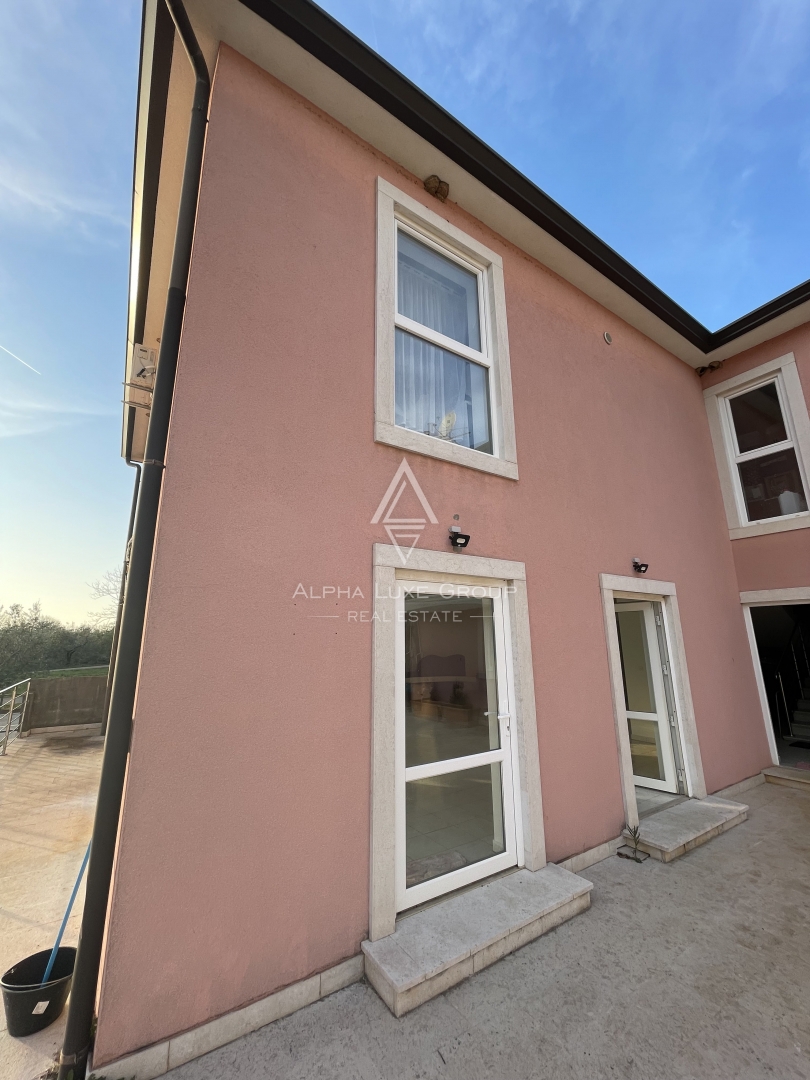 Locale commerciale NOVIGRAD