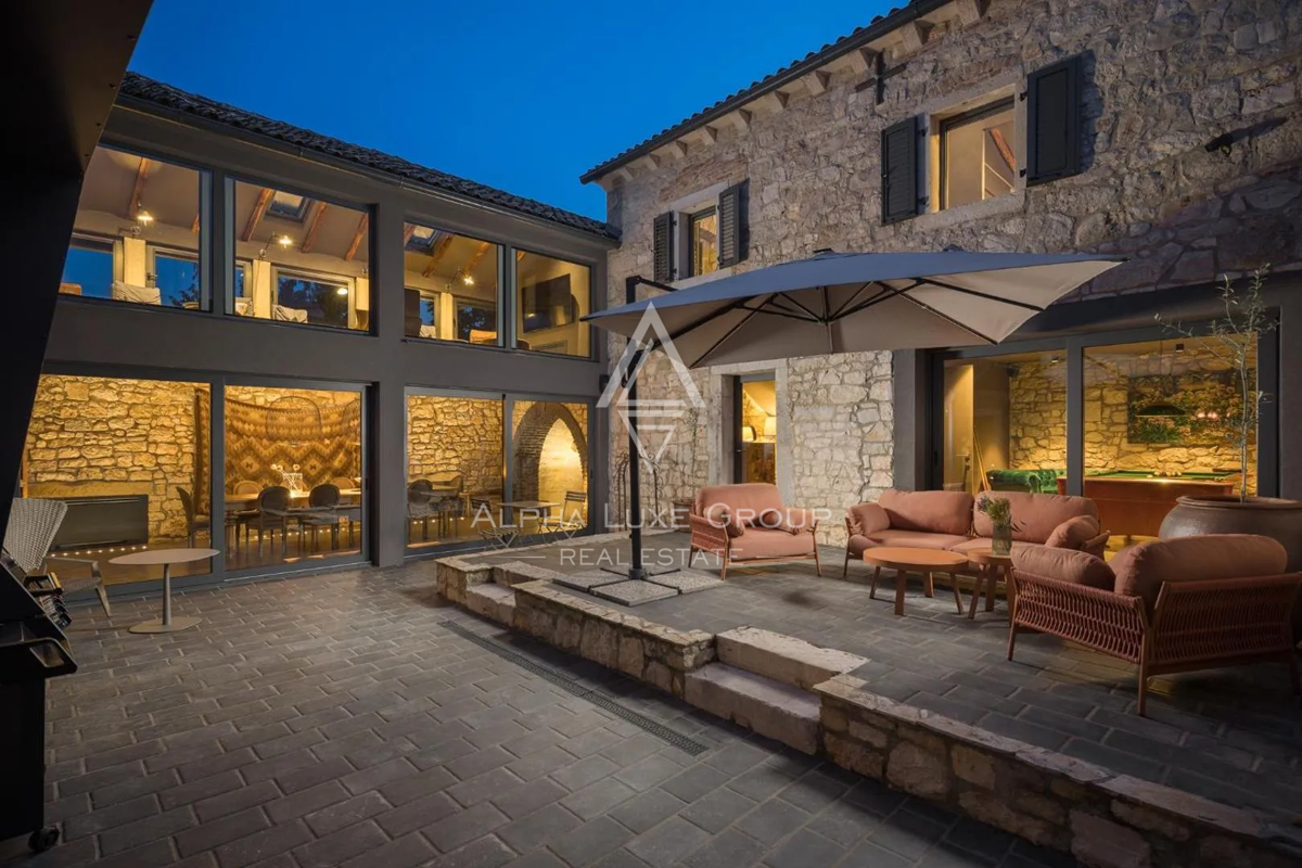 Дом POREČ, 1.500.000 €