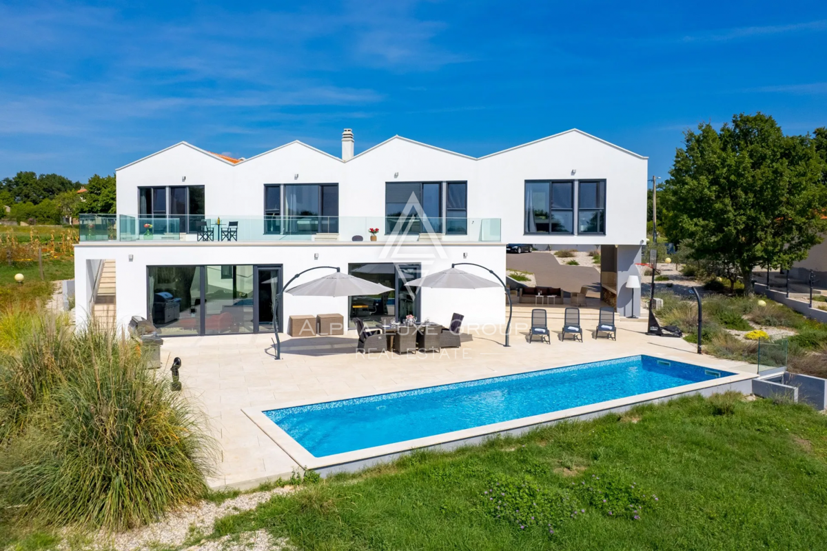 Дом VIŠNJAN, 1.200.000 €