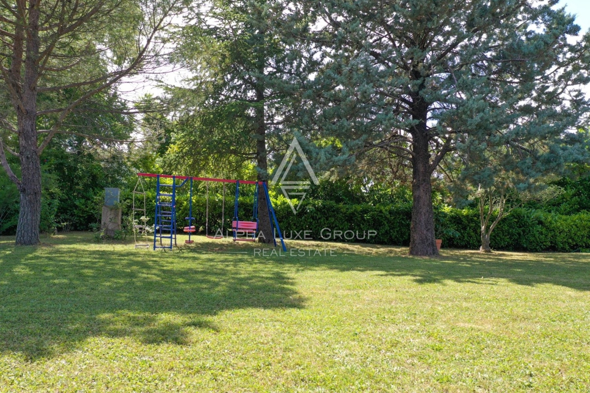 image 32