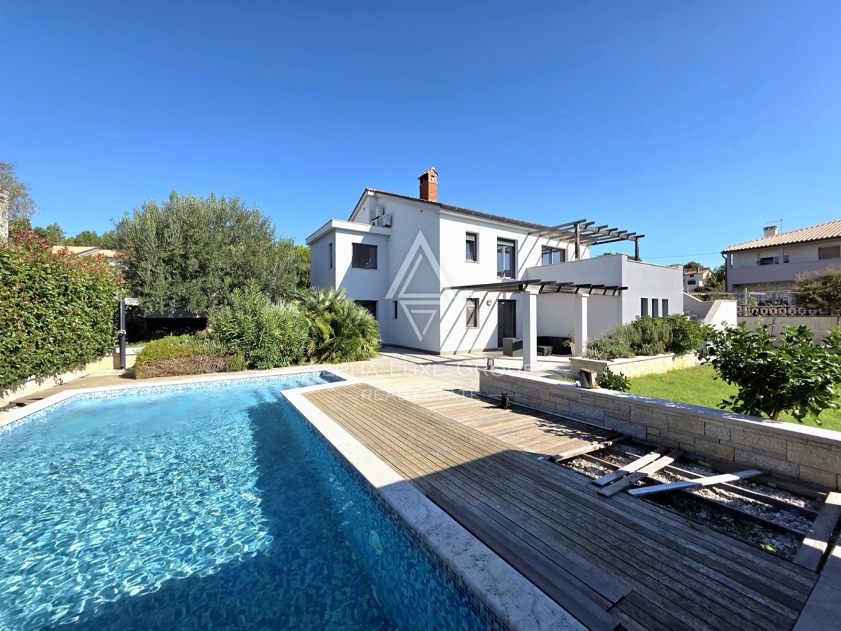 Дом PULA, 770.000 €