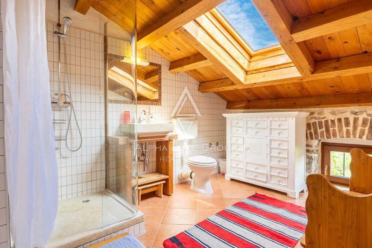 image 32