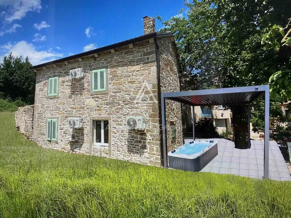 Дом BUZET, 285.000 €