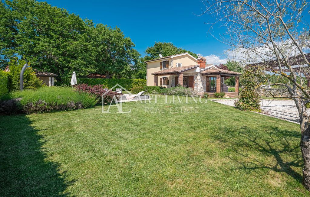 Istrien, Poreč, Umgebung – attraktive Villa mit Swimmingpool in ruhiger Lage inmitten der Natur – 3