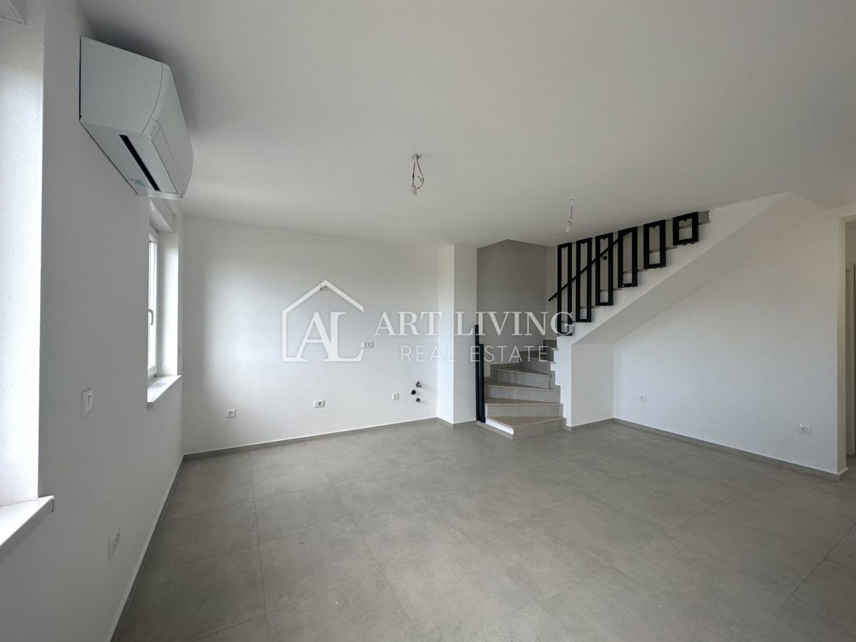Poreč okolica - dvoetažni trosobni stan, 86.40 m2, NOVOGRADNJA – 2