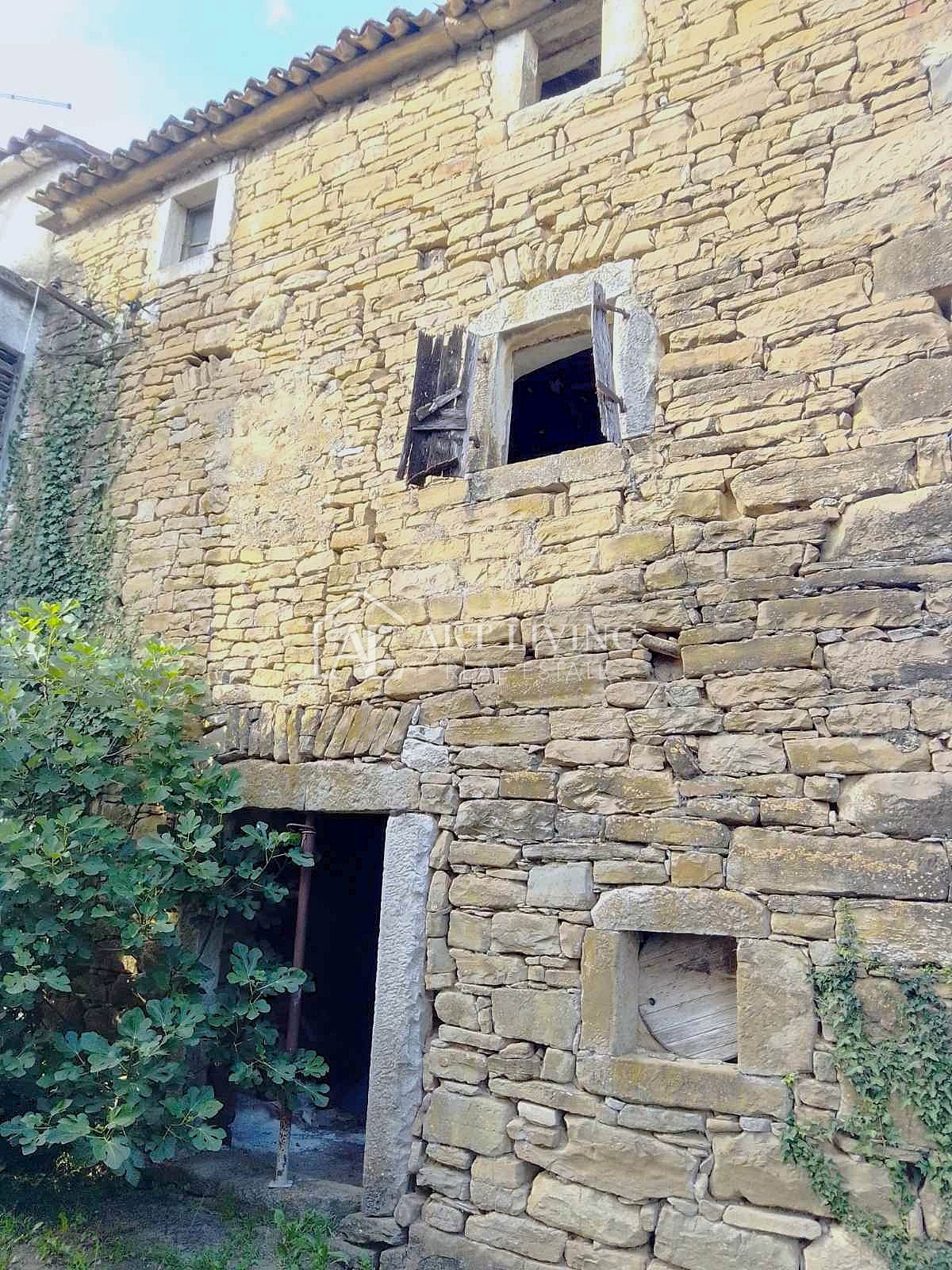 BUZET